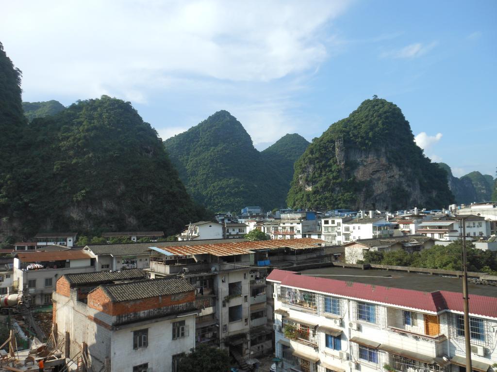 Yangshuo Travellers Land Youth Hostel ภายนอก รูปภาพ
