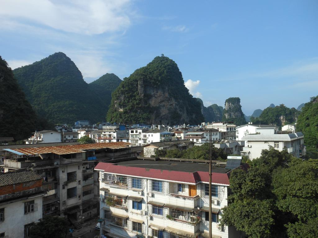 Yangshuo Travellers Land Youth Hostel ภายนอก รูปภาพ